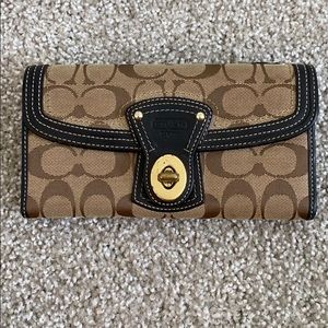 Coach wallet